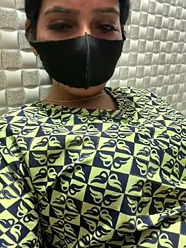 Hot Jaanvi  online show from 04-15-26, 06:48