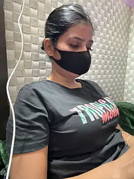 Snapshot of Hot_Jaanvi_ chatting on 04-30-26, 04:24 Hot Jaanvi online show from 04-30-26, 04:24