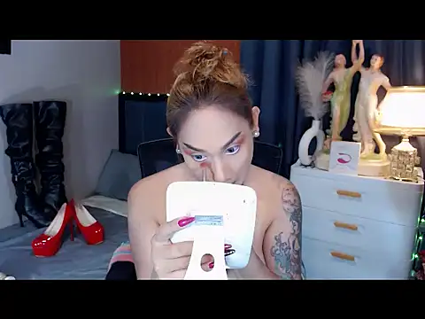 Allysonevanns online show from 05-18-26, 02:40