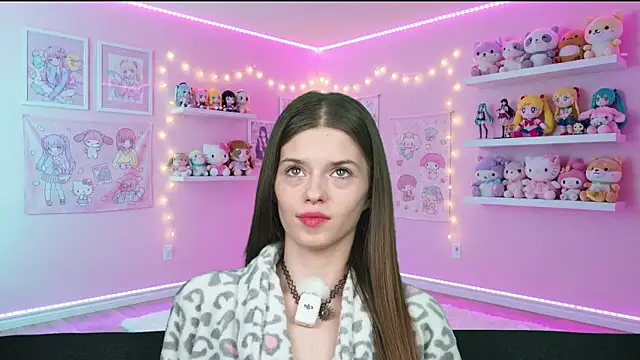 sukie spooky online show from 04-03-26, 03:32