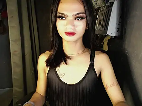 lexie malingera online show from 04-14-26, 03:29