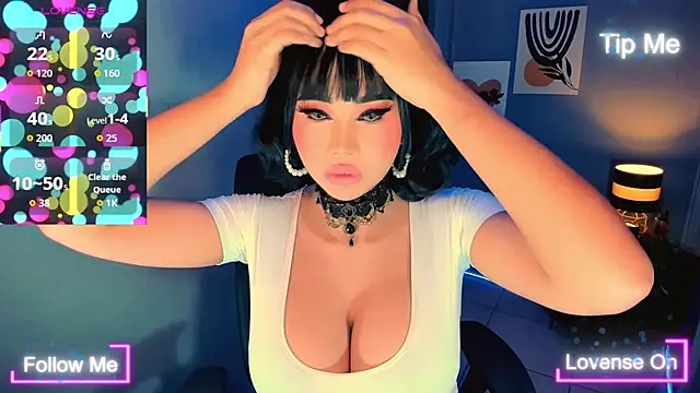 TriciaCumLoader online show from 11-18-25, 02:10