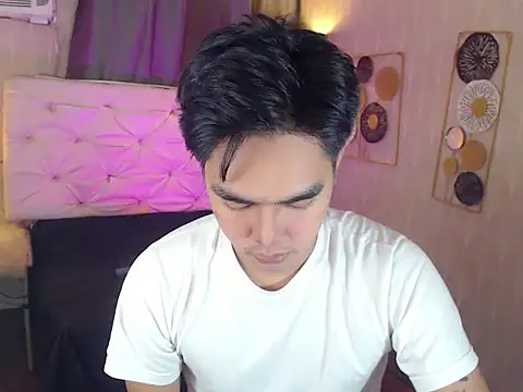 Snapshot of JakeXolsen chatting on 11-12-25, 06:30 JakeXolsen online show from 11-12-25, 06:30