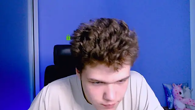 lucas long  online show from 09-24-25, 01:03