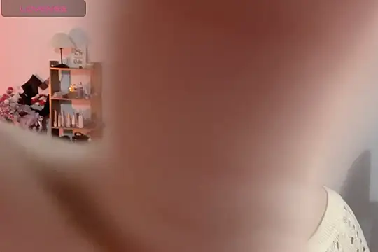    Daisy    online show from 11-19-25, 06:24