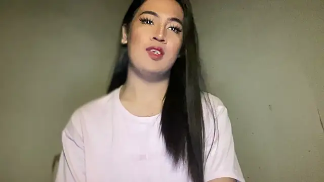 Snapshot of fallon_empress143 chatting on 09-18-25, 09:06 fallon empress143 online show from 09-18-25, 09:06