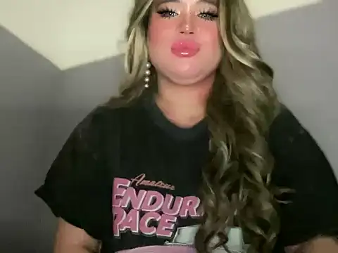 Snapshot of Naughtyrosecum chatting on 09-23-25, 06:55 Naughtyrosecum online show from 09-23-25, 06:55