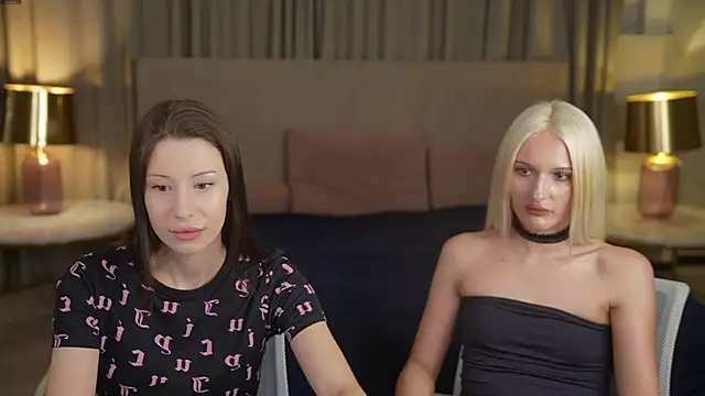 Selena Glow online show from 09-16-25, 06:31