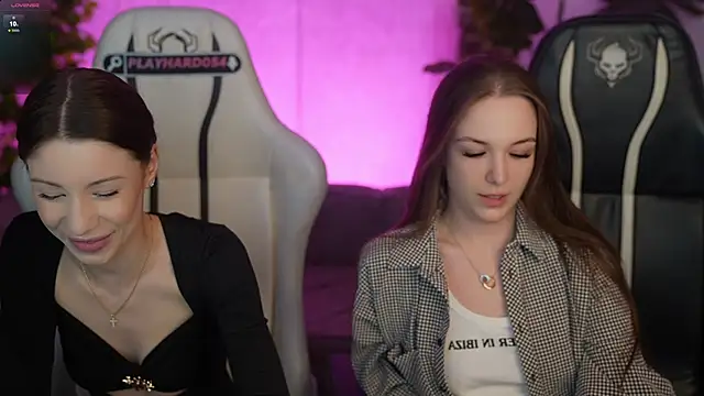 Selena Glow online show from 03-26-26, 07:30