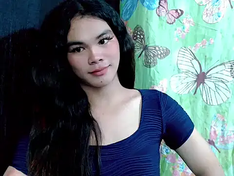 Snapshot of urgirljane chatting on 10-15-25, 03:17 urgirljane online show from 10-15-25, 03:17