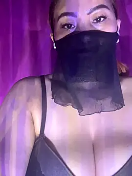 Snapshot of Miss_June666 chatting on 09-23-25, 10:57 Miss June666 online show from 09-23-25, 10:57