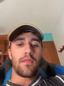 aavrdvh33 online show from 11-23-25, 03:23