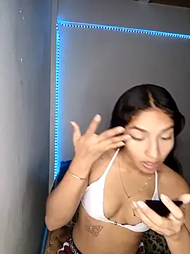 Sharlotte Watts online show from 10-08-25, 12:52