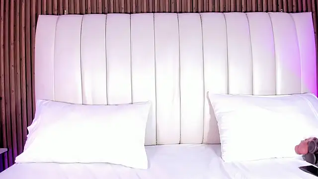 SandraMilerr online show from 02-10-26, 01:21