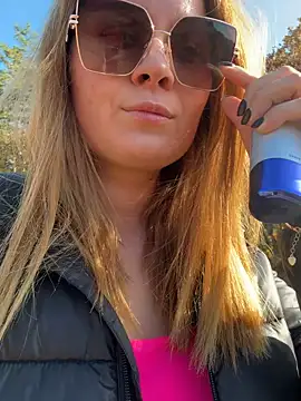 Snapshot of Velvetnoir21 chatting on 10-29-25, 11:56 Velvetnoir21 online show from 10-29-25, 11:56