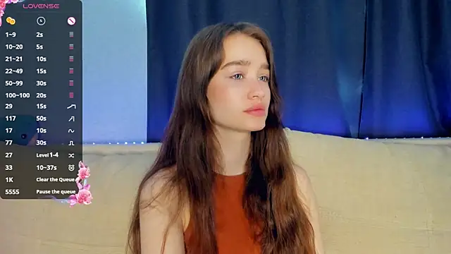lovelyalivia online show from 04-12-26, 07:24