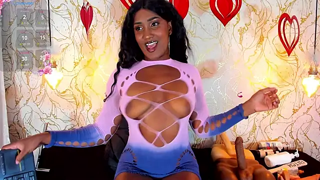 NAOMY COOPER online show from 04-27-26, 08:29