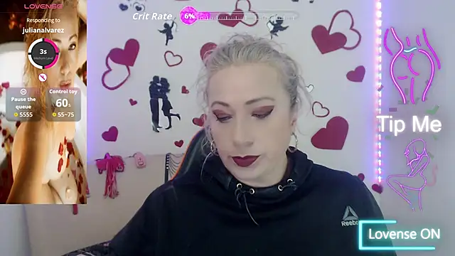 Snapshot of sofiacurvy_45 chatting on 09-09-25, 04:39 sofiacurvy 45 online show from 09-09-25, 04:39