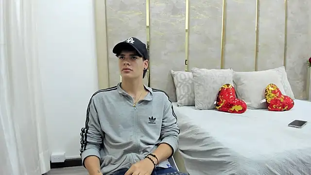 BenitoSaenz online show from 09-13-25, 12:05