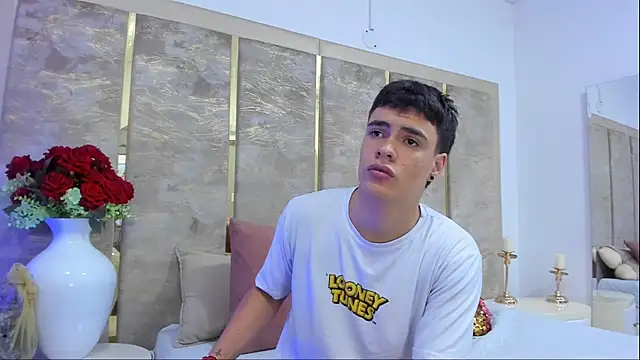 BenitoSaenz online show from 03-18-26, 01:25