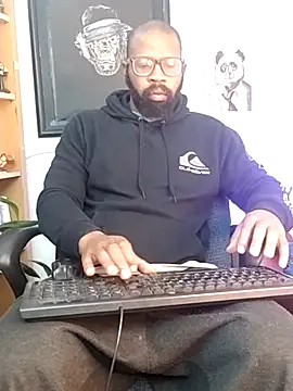 King Malik online show from 10-21-25, 01:23