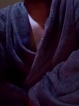 OnlyMoneyIwanT online show from 10-12-25, 12:04