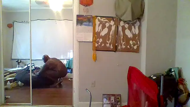 Snapshot of JezOne555 chatting on 10-08-25, 02:04 JezOne555 online show from 10-08-25, 02:04