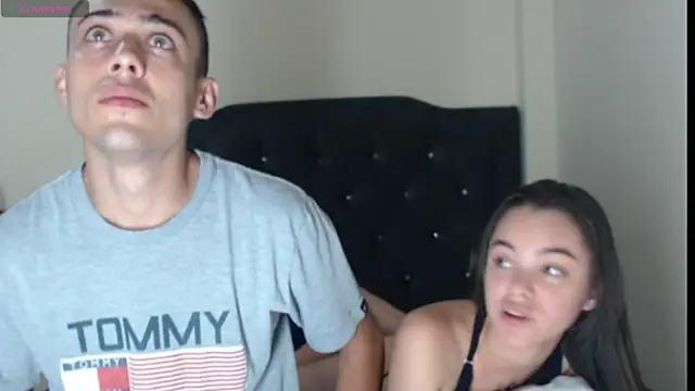 Snapshot of estrellajade chatting on 03-09-26, 05:00 estrellajade online show from 03-09-26, 05:00