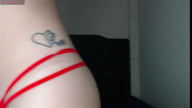 Snapshot of estrellajade chatting on 03-11-26, 04:51 estrellajade online show from 03-11-26, 04:51