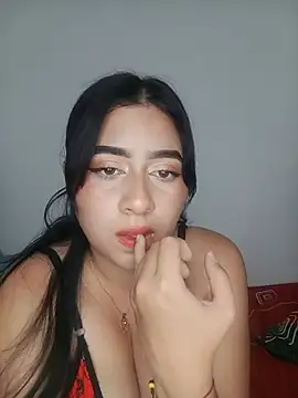 Chloe Sky love online show from 06-12-26, 04:33