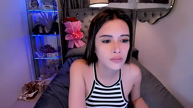 Snapshot of Lars_empress chatting on 11-21-25, 08:57 Lars empress online show from 11-21-25, 08:57