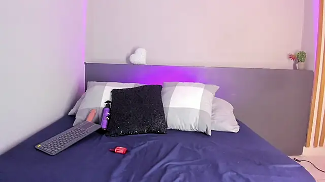 Snapshot of salome-gh chatting on 09-12-25, 08:09 salome-gh online show from 09-12-25, 08:09