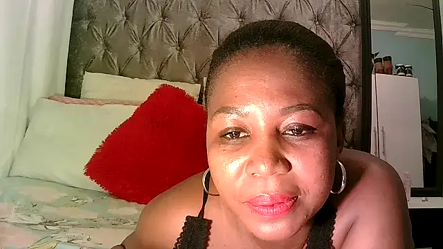 Snapshot of Pookie1990 chatting on 10-25-25, 03:51 Pookie1990 online show from 10-25-25, 03:51