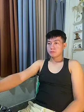 Snapshot of xshyboyx chatting on 03-06-26, 03:47 xshyboyx online show from 03-06-26, 03:47