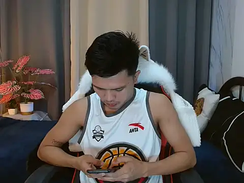 Snapshot of YourNaughtyTwink_69 chatting on 03-08-26, 06:55 YourNaughtyTwink 69 online show from 03-08-26, 06:55