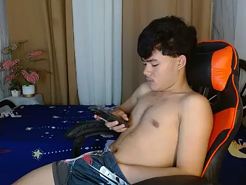 YourNaughtyTwink 69 online show from 04-30-26, 08:04