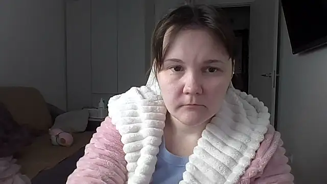 Qaynii online show from 10-14-25, 02:18