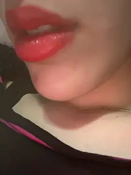 Mimisixo online show from 04-15-26, 11:16