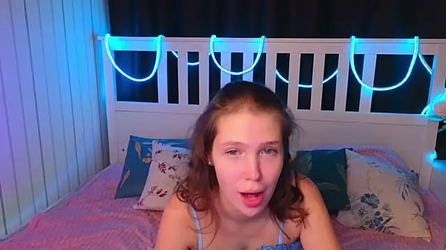 BeatrixCarIeton online show from 11-14-25, 07:45