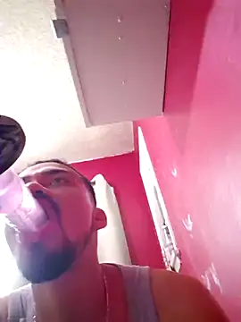 Cnutt310 online show from 09-17-25, 05:36