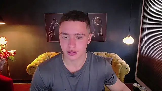 Snapshot of deivid_parker chatting on 05-25-26, 01:28 deivid parker online show from 05-25-26, 01:28