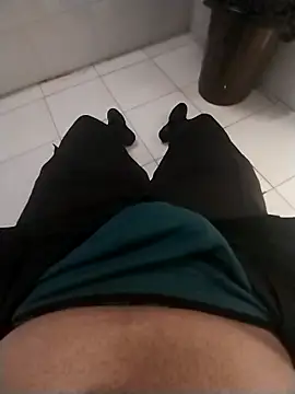 Novinhoamacoroas1002 online show from 12-23-25, 04:43