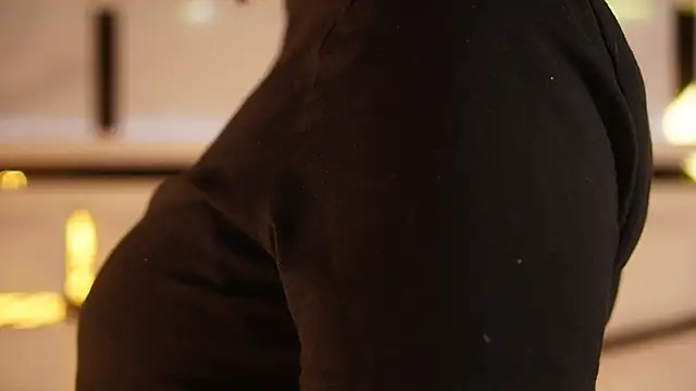 Snapshot of ambar_rosse25 chatting on 09-14-25, 11:42 ambar rosse25 online show from 09-14-25, 11:42