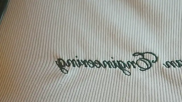 Snapshot of ambar_rosse25 chatting on 09-19-25, 11:33 ambar rosse25 online show from 09-19-25, 11:33