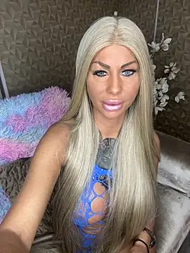 dutchbarbie online show from 10-16-25, 07:59