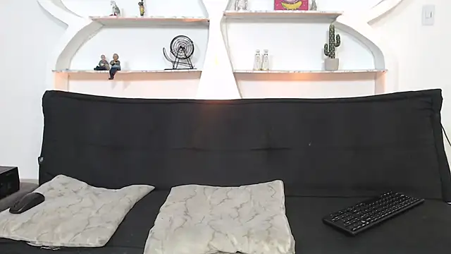 PRETTY SEX1 online show from 11-24-25, 01:33