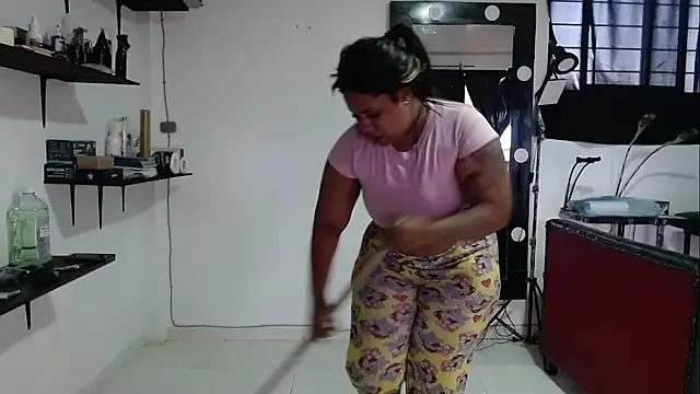 Sam Blue online show from 12-14-25, 10:25