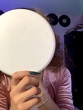 meghan devil  online show from 10-08-25, 06:22