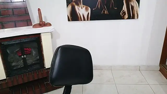 Snapshot of Grace_mature_milf chatting on 05-15-26, 11:06 Grace mature milf online show from 05-15-26, 11:06