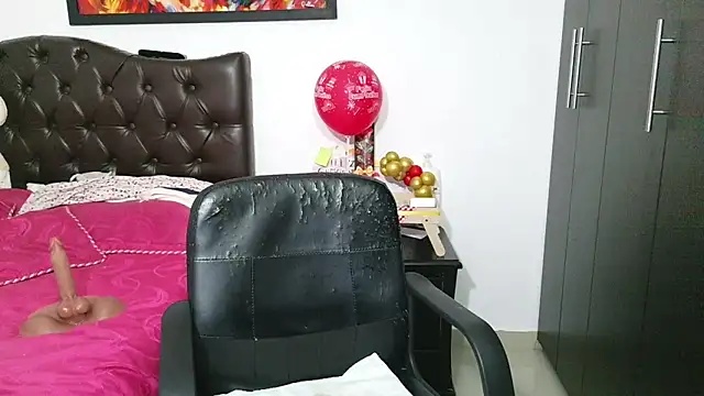 Snapshot of Grace_mature_milf chatting on 05-31-26, 11:39 Grace mature milf online show from 05-31-26, 11:39